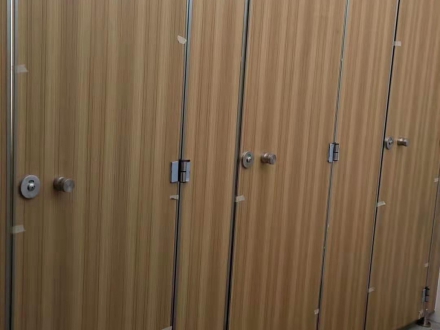 安装卫生间隔断抓住六个关键步骤​